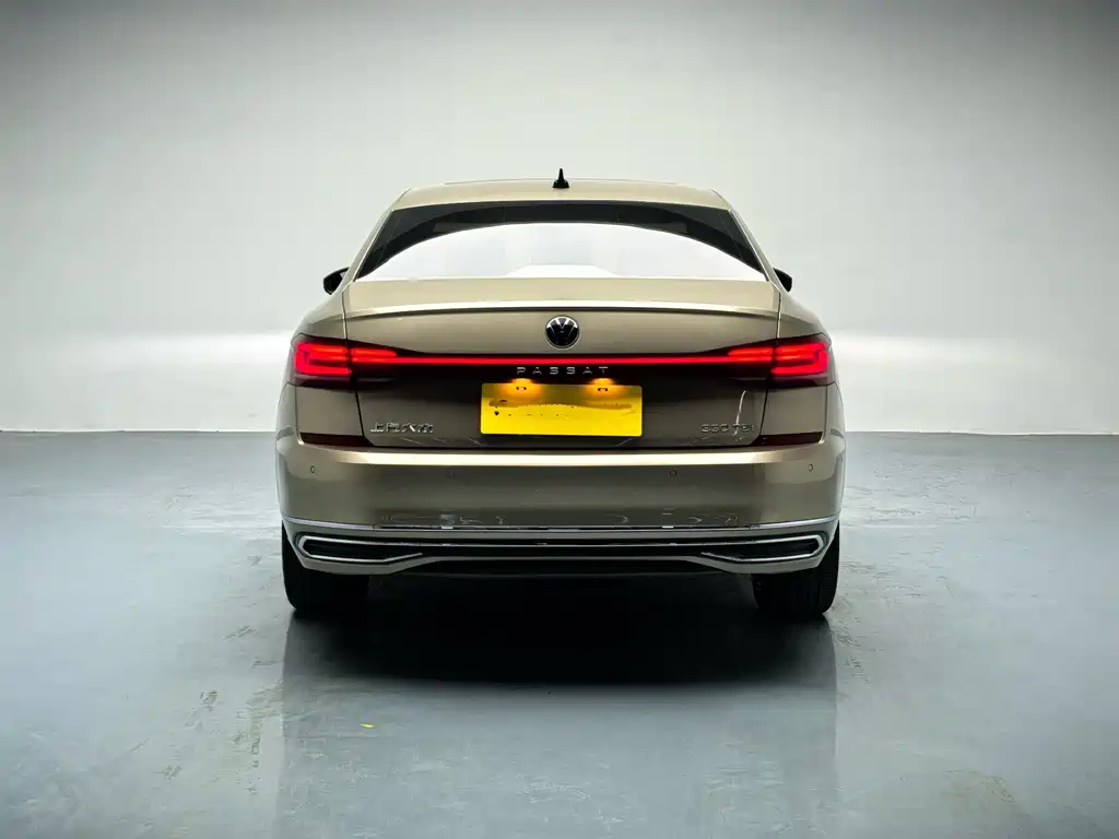 Passat 2022 330TSI Luxury Edition