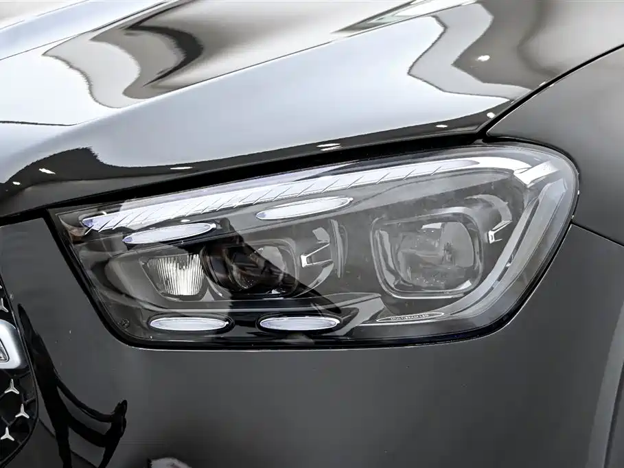 Mercedes-Benz GLE 450 4MATIC Luxury (2024)