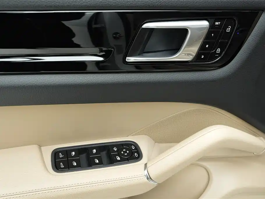Porsche Cayenne S 2.9T (2020)