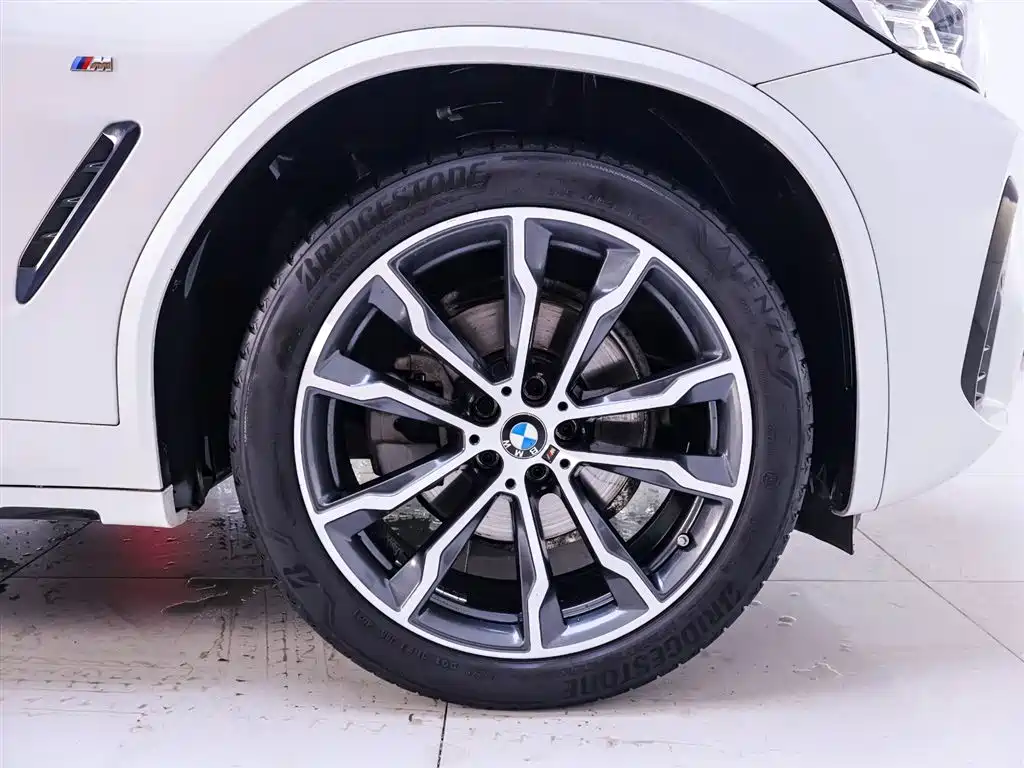 BMW X3 xDrive30i xLine M Sport