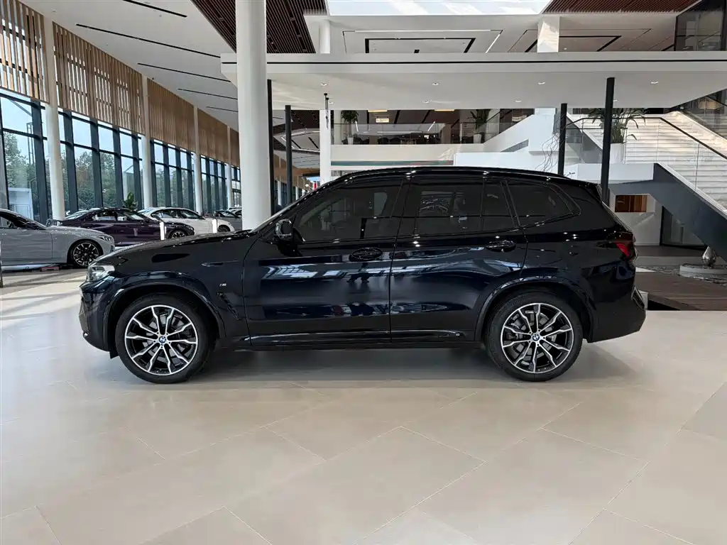 2023 BMW X3 xDrive30i M Sport Night Edition