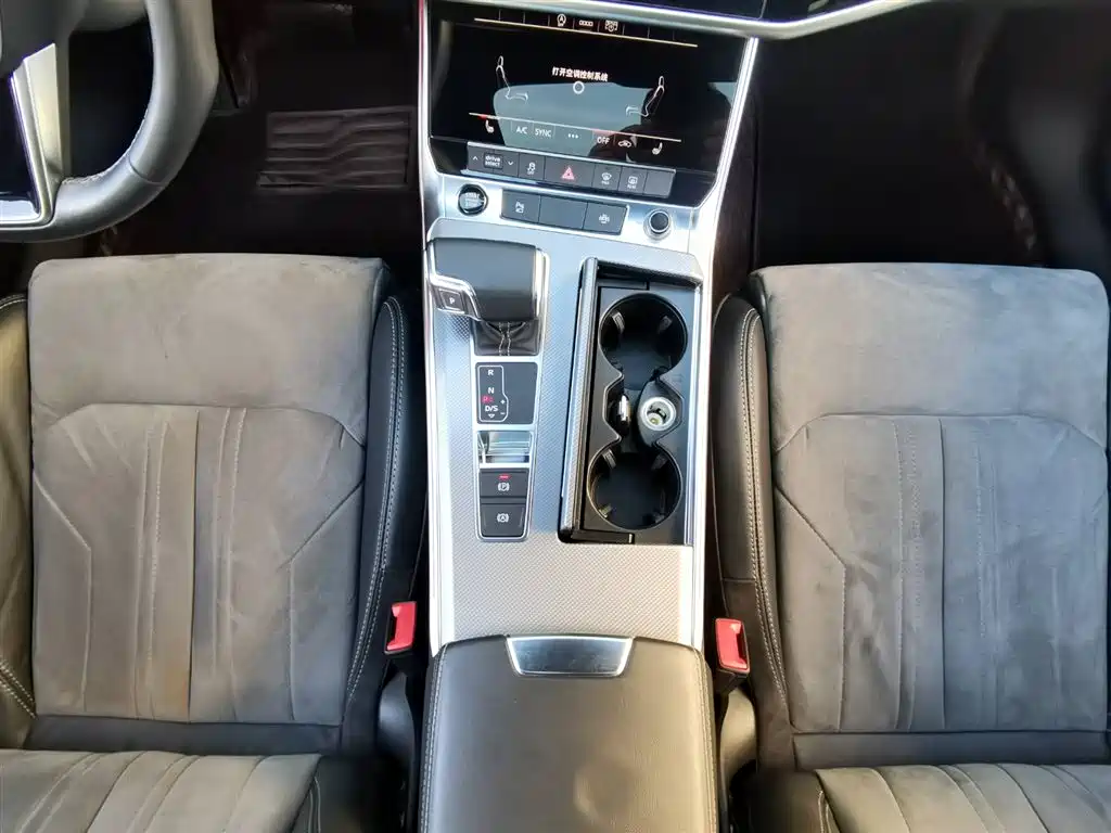 Audi A6L 2022 45 TFSI quattro Select Dynamic