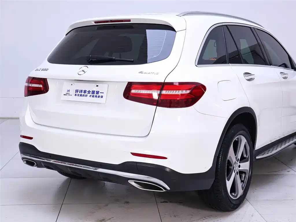 Mercedes-Benz GLC 300 4MATIC Dynamic 2017