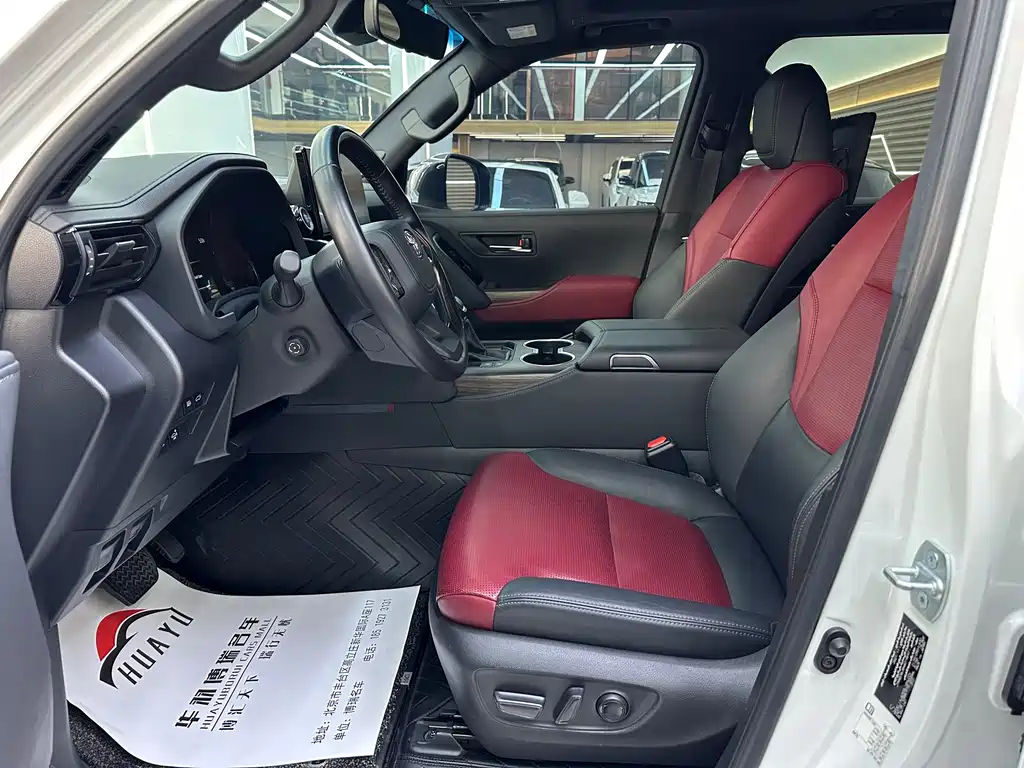 Land Cruiser LC300 2023 3.5T VX-R