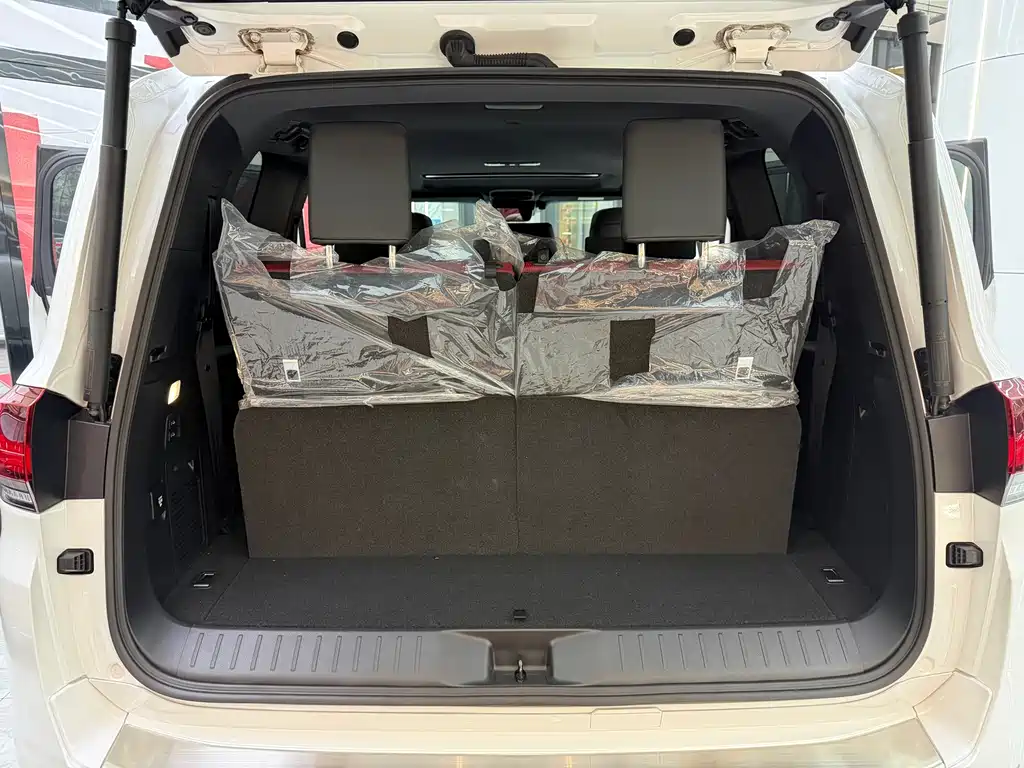 Land Cruiser LC300 2023 3.5T VX-R