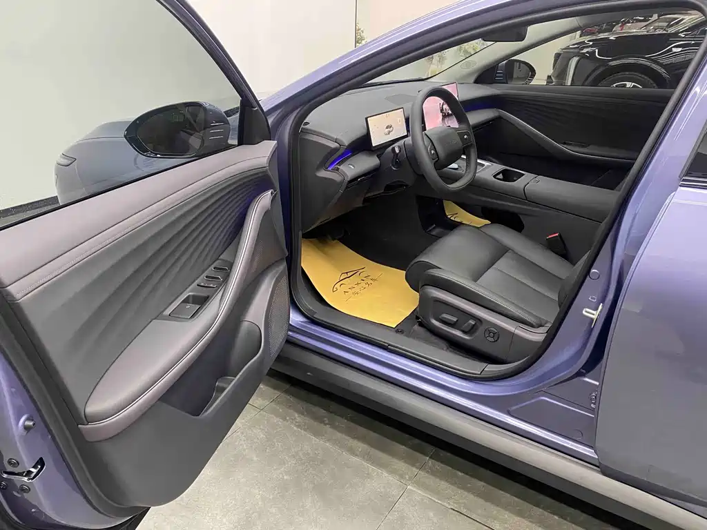 Nissan N6 2026 180 Max