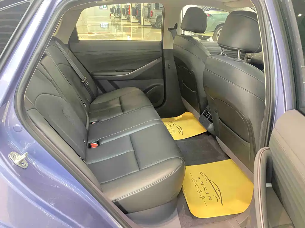 Nissan N6 2026 180 Max