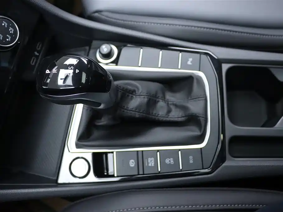 Volkswagen Sagitar 2026 30 Million Units Special Edition 300TSI DSG Beyond Edition