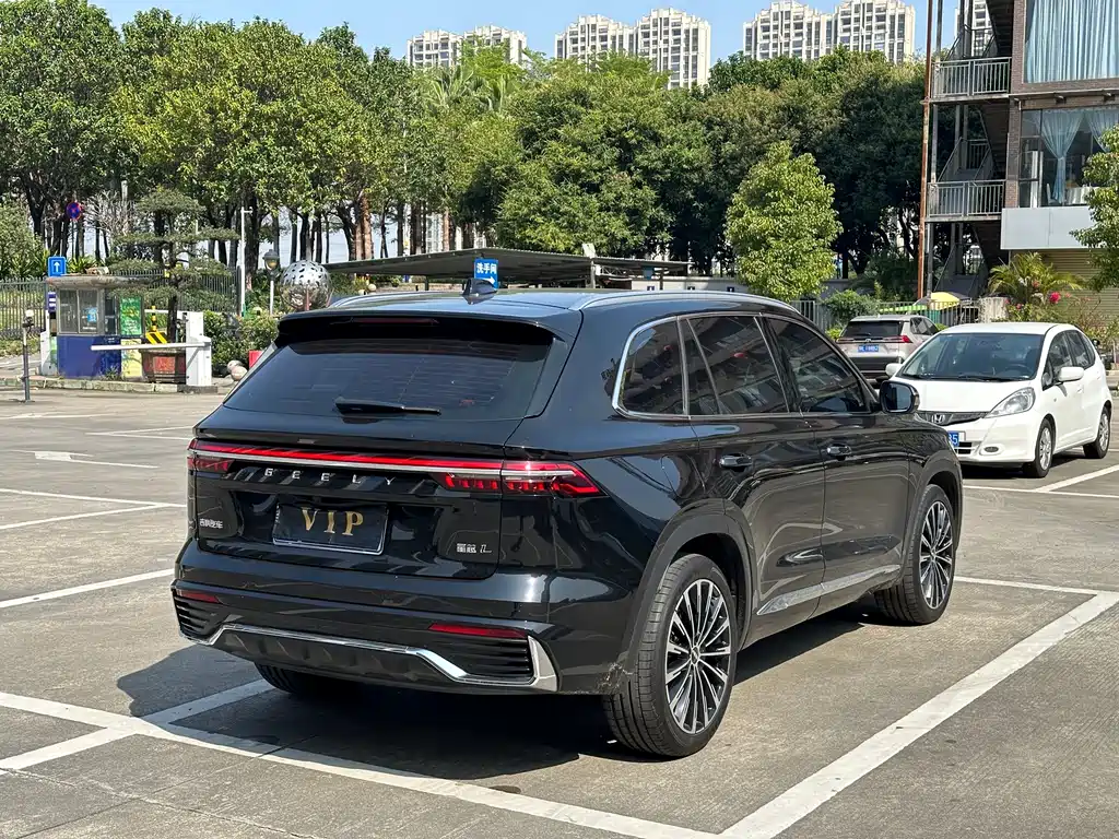 Geely Monjaro 2025 Dongfang Yao 2.0TD Automatic Jinzhao Edition