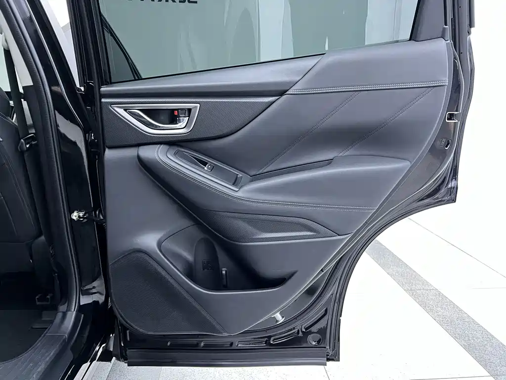 Subaru Forester 2021 2.0i Luxury Edition EyeSight