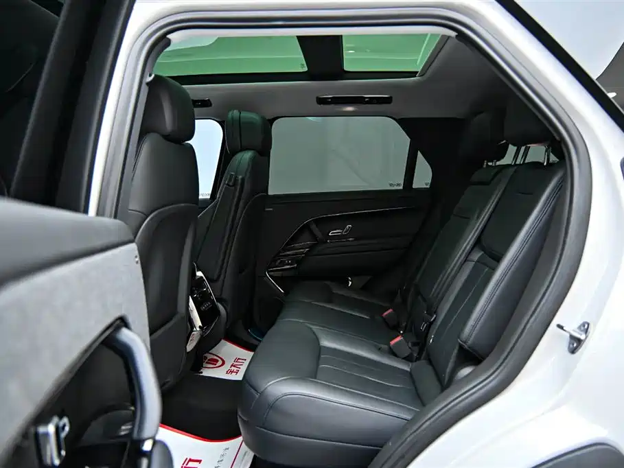 Range Rover Sport 2023 400PS Dynamic SE