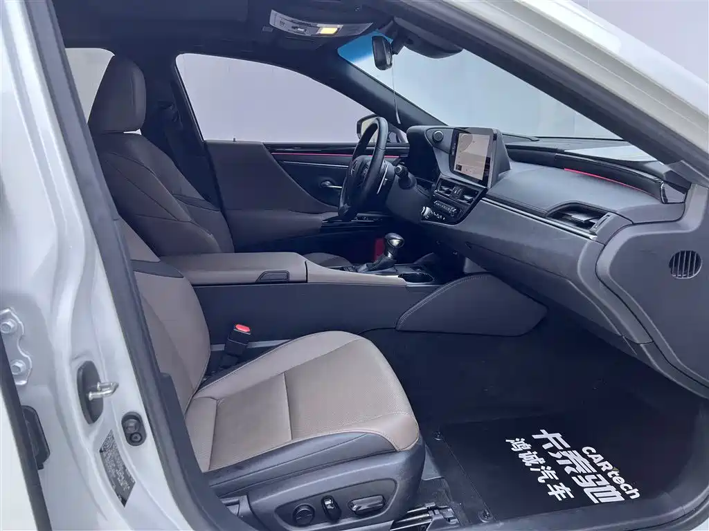 Lexus ES 2022 200 Excellence Edition