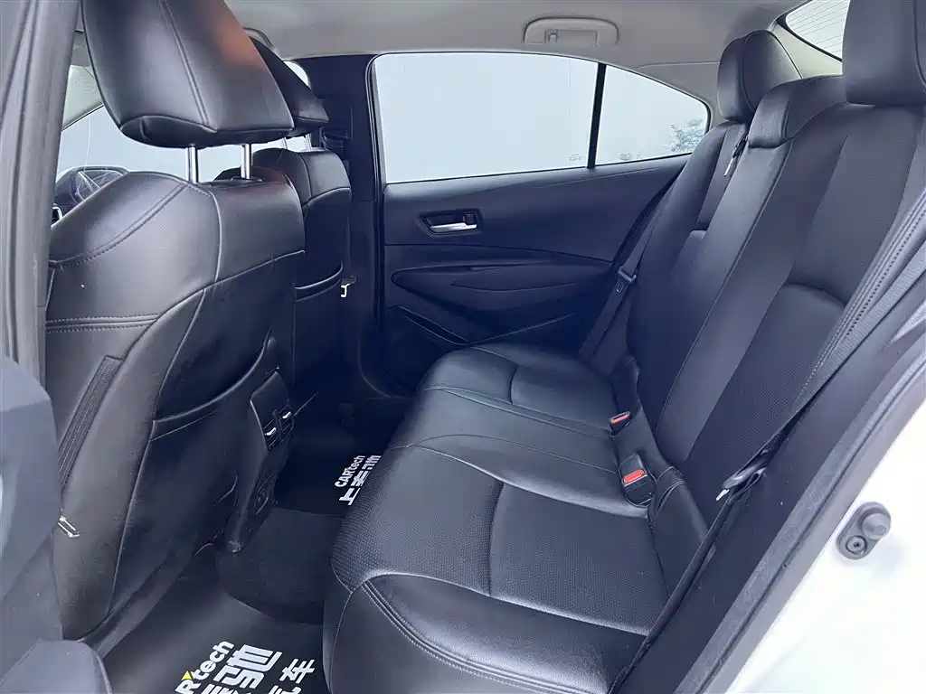 Corolla 2019 1.2T S-CVT GL Pioneer Edition