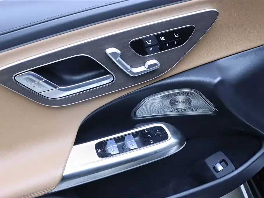 Mercedes-Benz E-Class 2024 E 300 L Luxury