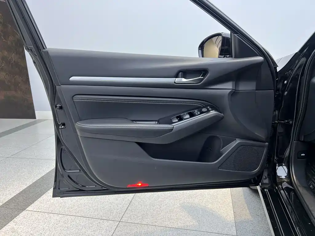 Nissan Altima 2021 2.0L XL Comfort Edition