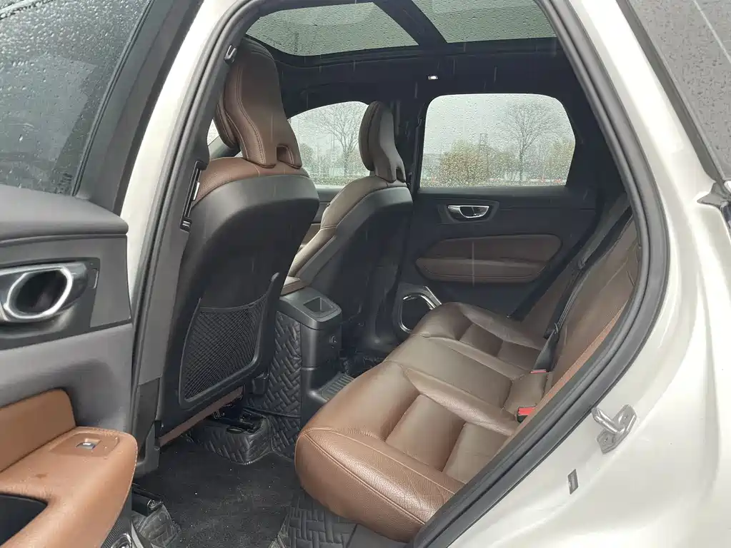 Volvo XC60 Recharge T8 AWD Inscription 2022