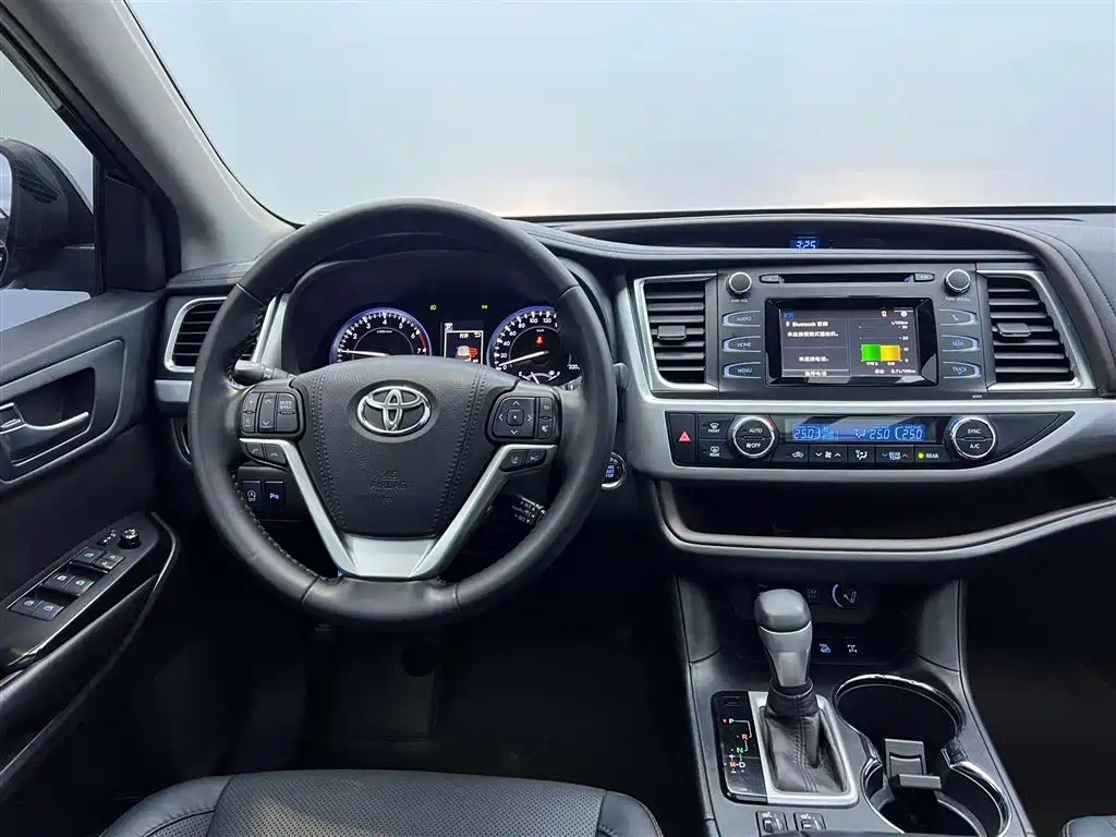 Highlander 2020 2.0T AWD Million Edition 7-Seater