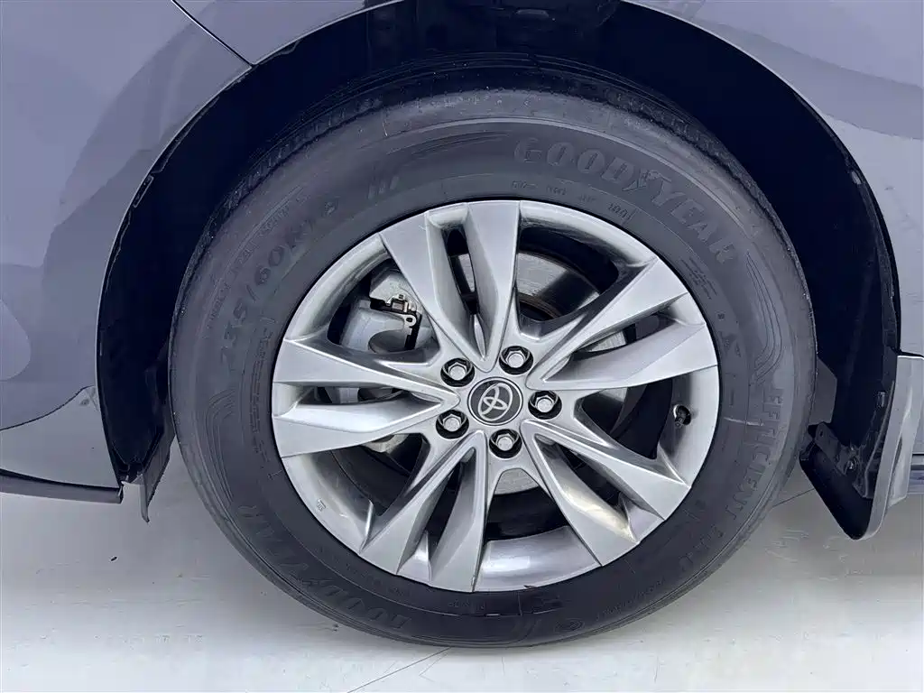 Toyota Sienna 2024 2.5L Hybrid Comfort Edition