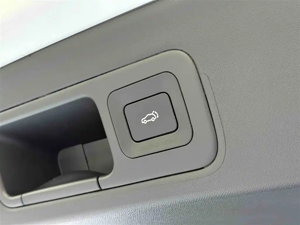 GAC Trumpchi M8 2024 Lingxiu Series 390T Exclusive Edition