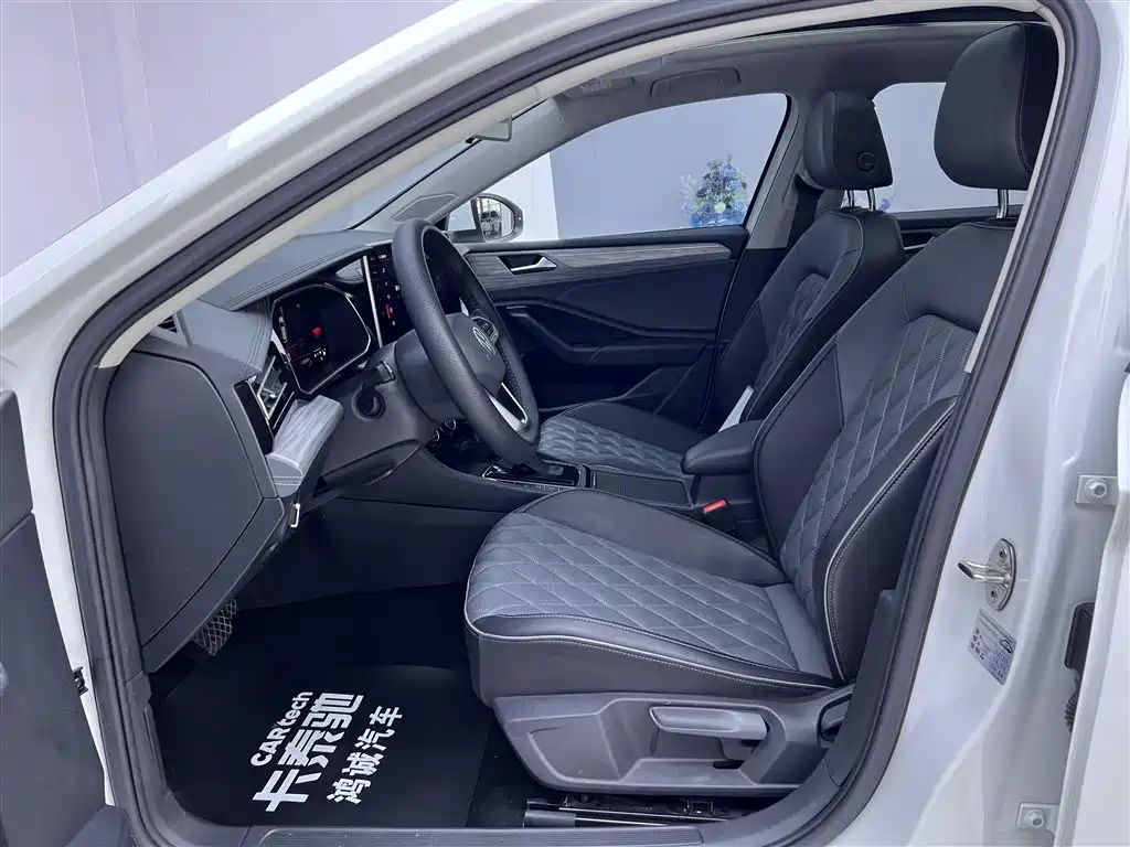 Volkswagen Sagitar 2023 300TSI DSG Beyond Edition