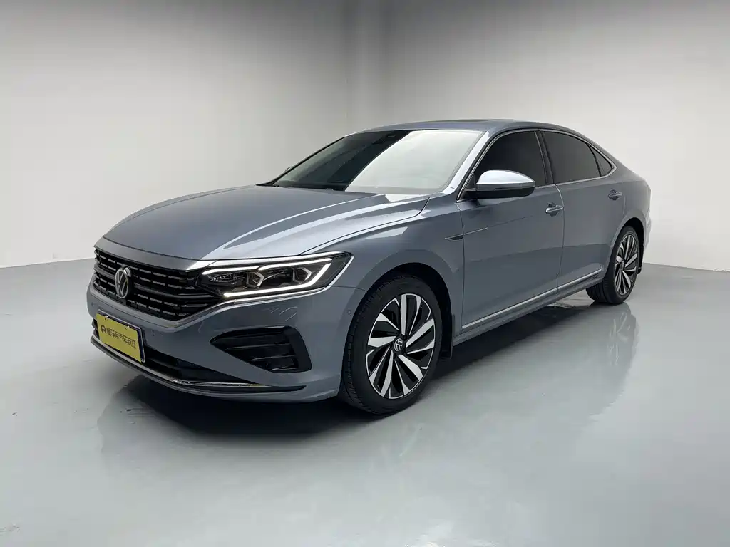 Volkswagen Passat 2022 330TSI Luxury Edition