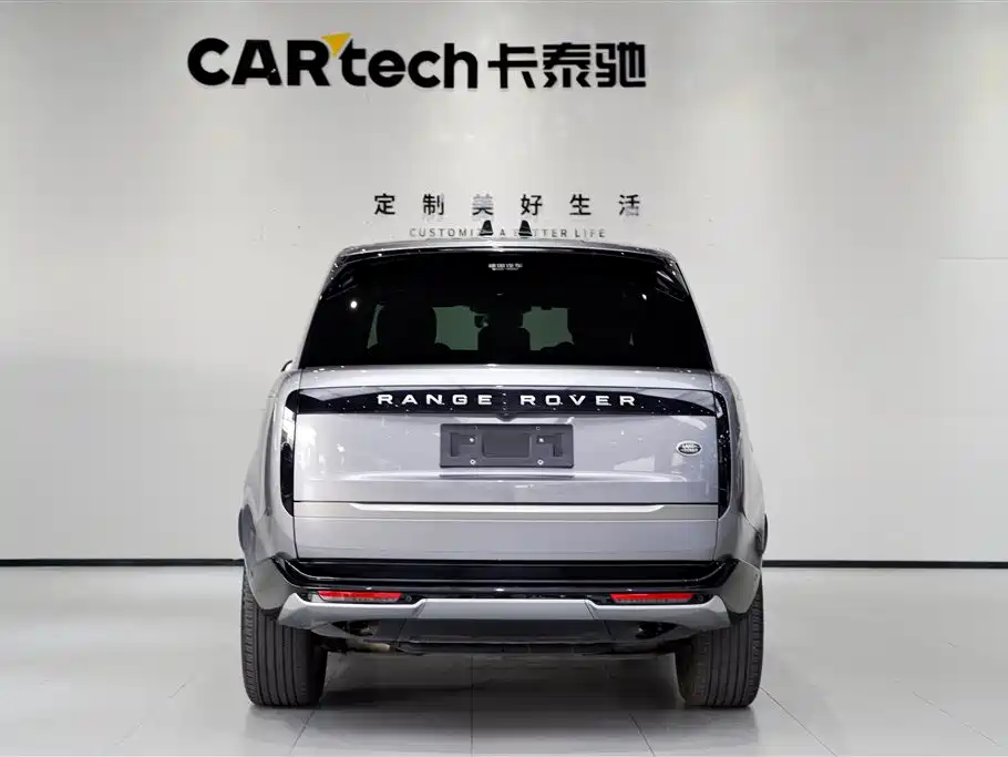 Range Rover 2023 3.0 L6 360PS Vogue Edition
