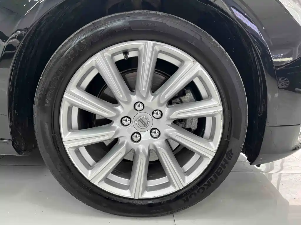 Volvo S90 2020 T5 Momentum Luxury Edition