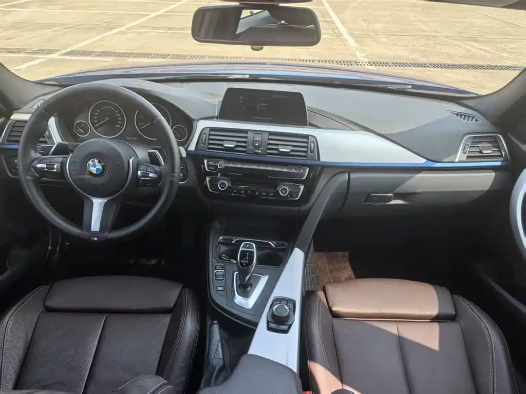 BMW 3 Series 2018 320i M Sport Package