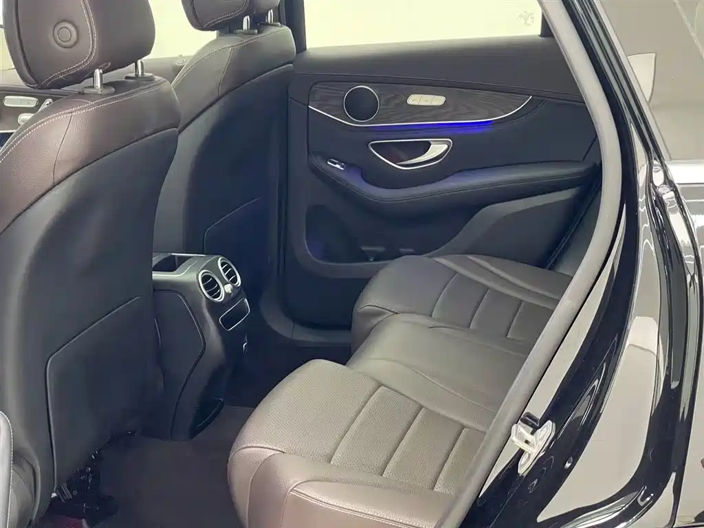 Mercedes-Benz GLC 260 L 4MATIC Luxury 2020