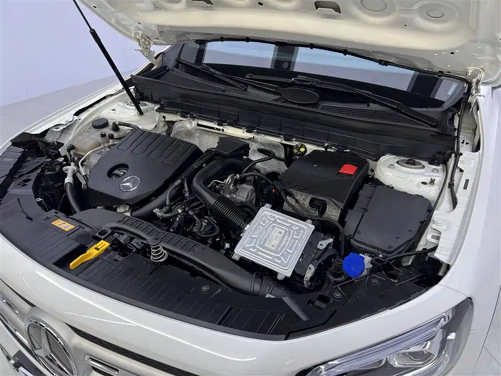 Mercedes-Benz GLB 200 Fashion Edition 2022 Facelift