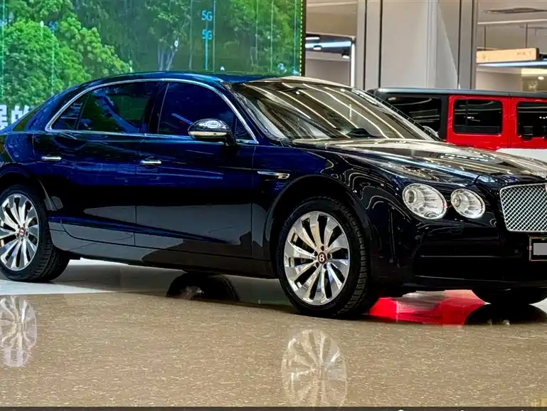 Bentley Flying Spur 2017 4.0T V8 Standard Edition