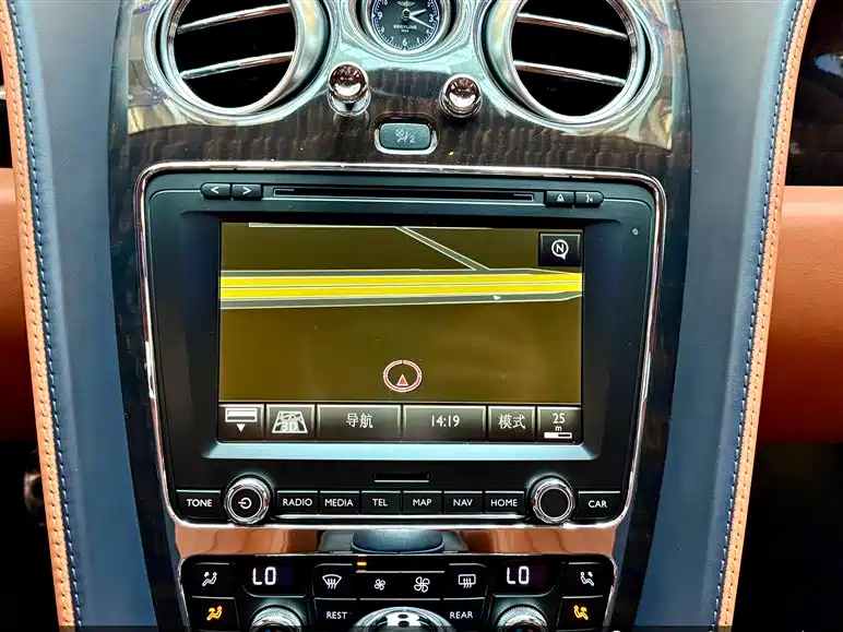 Bentley Flying Spur 2017 4.0T V8 Standard Edition