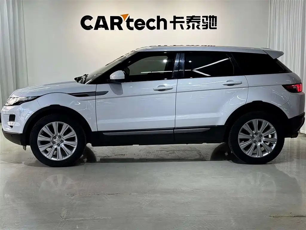 Range Rover Evoque 2015 2.0T 5-door HSE