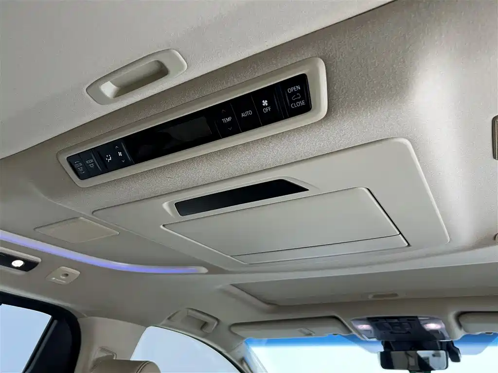 Toyota Alphard 2021 Hybrid 2.5L Luxury Edition