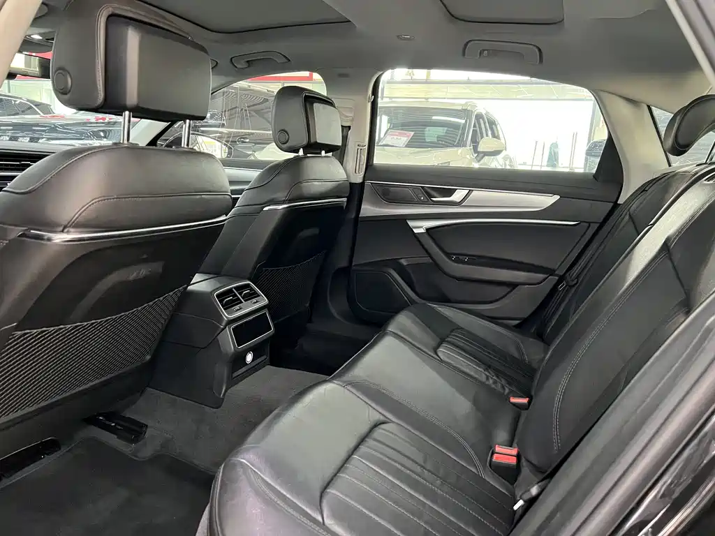 Audi A6L 2022 45 TFSI Select Dynamic Edition