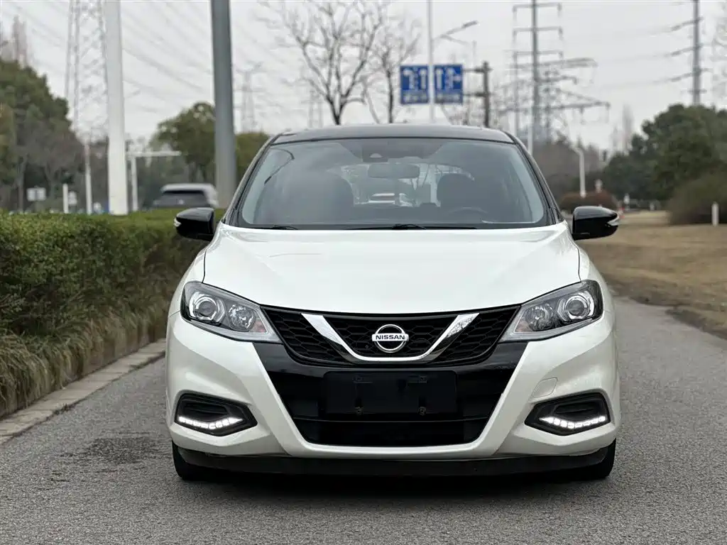 Nissan Tiida 2021 1.6L CVT Intelligent Edition