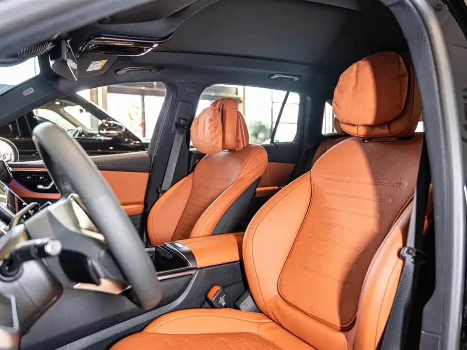 Mercedes-Benz GLC 2025 GLC 260 L 4MATIC Dynamic Model
