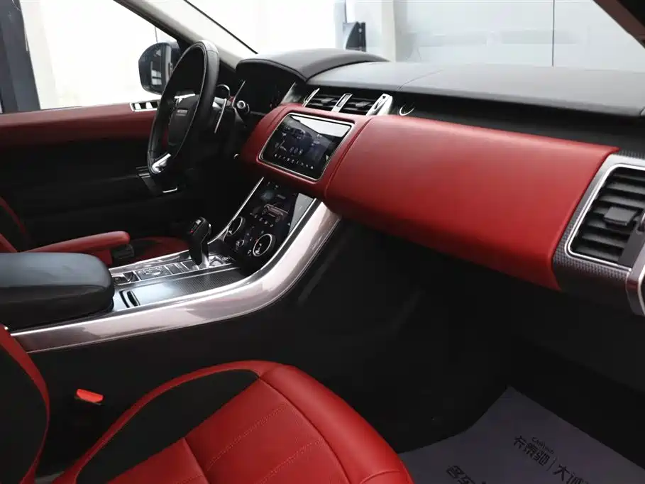 Range Rover Sport 2020 3.0 L6 HSE DYNAMIC