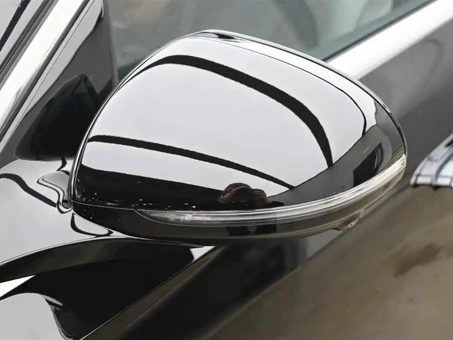 Mercedes-Benz E-Class 2026 E 300 L Luxury