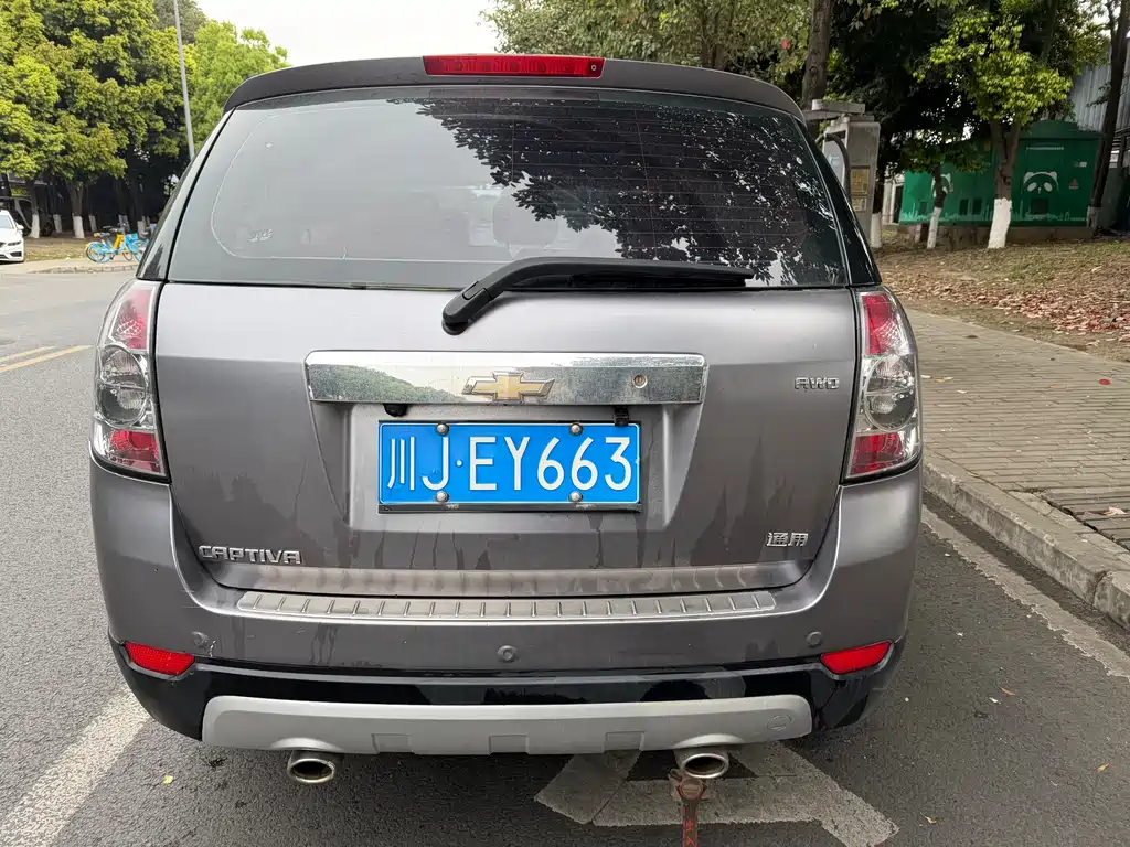 Chevrolet Captiva 2014 2.4L AWD Flagship Edition 7-Seater