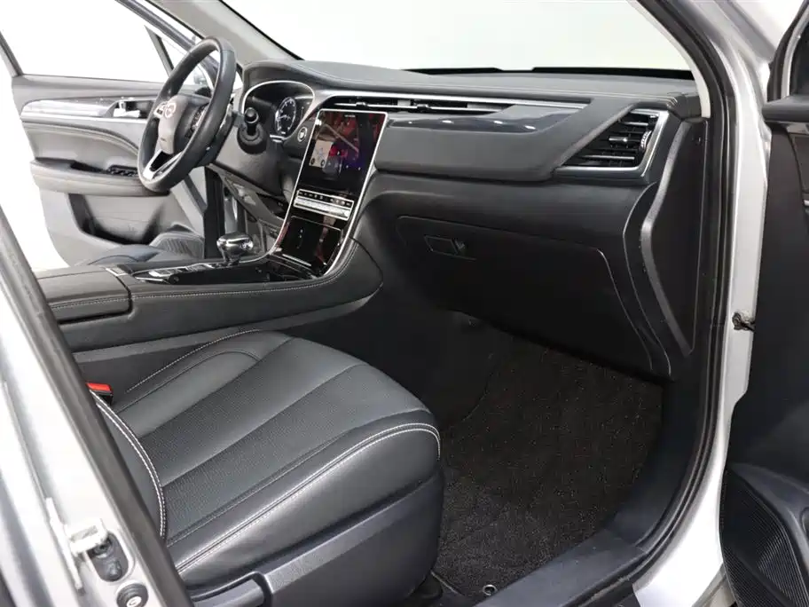 GAC Trumpchi GS5 2021 Advanced Edition 270T Tech Smart Lead Edition