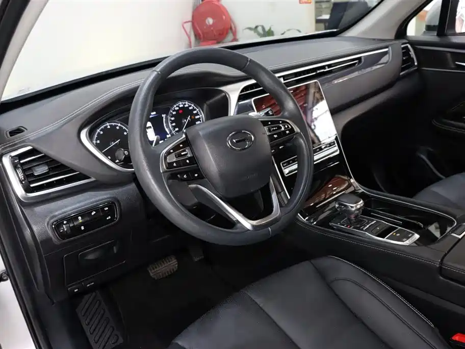 GAC Trumpchi GS5 2021 Advanced Edition 270T Tech Smart Lead Edition