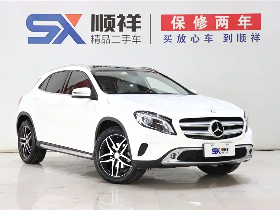 Mercedes-Benz GLA 2015 GLA 200 Fashion Edition