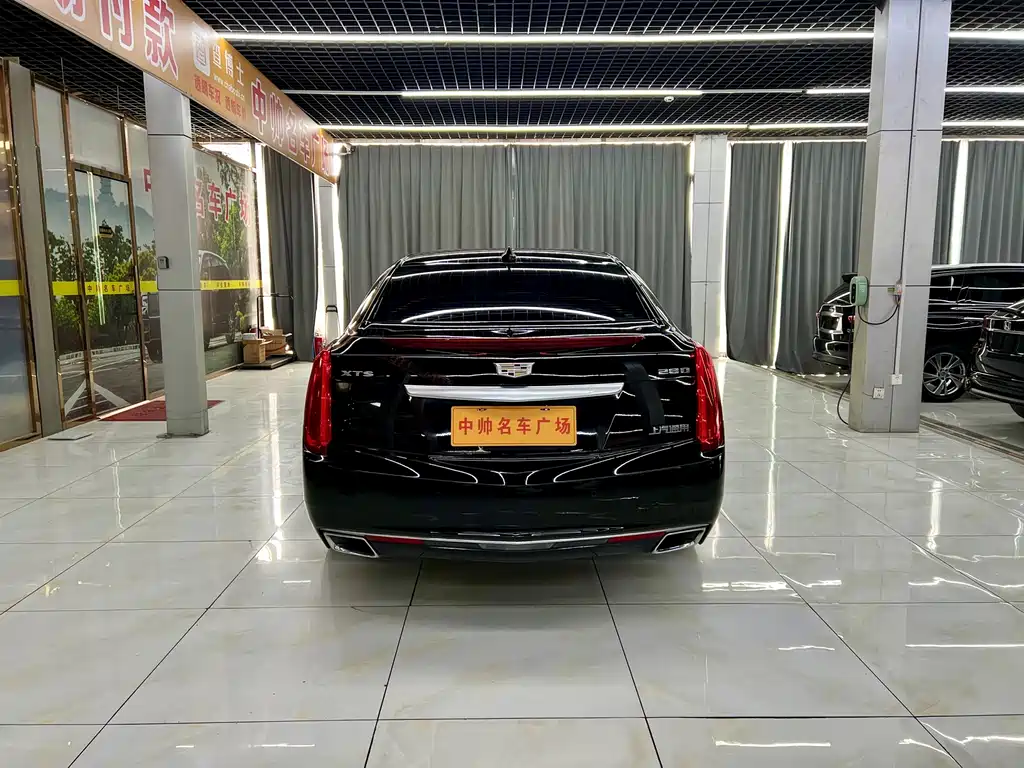 Cadillac XTS 2017 28T Technical