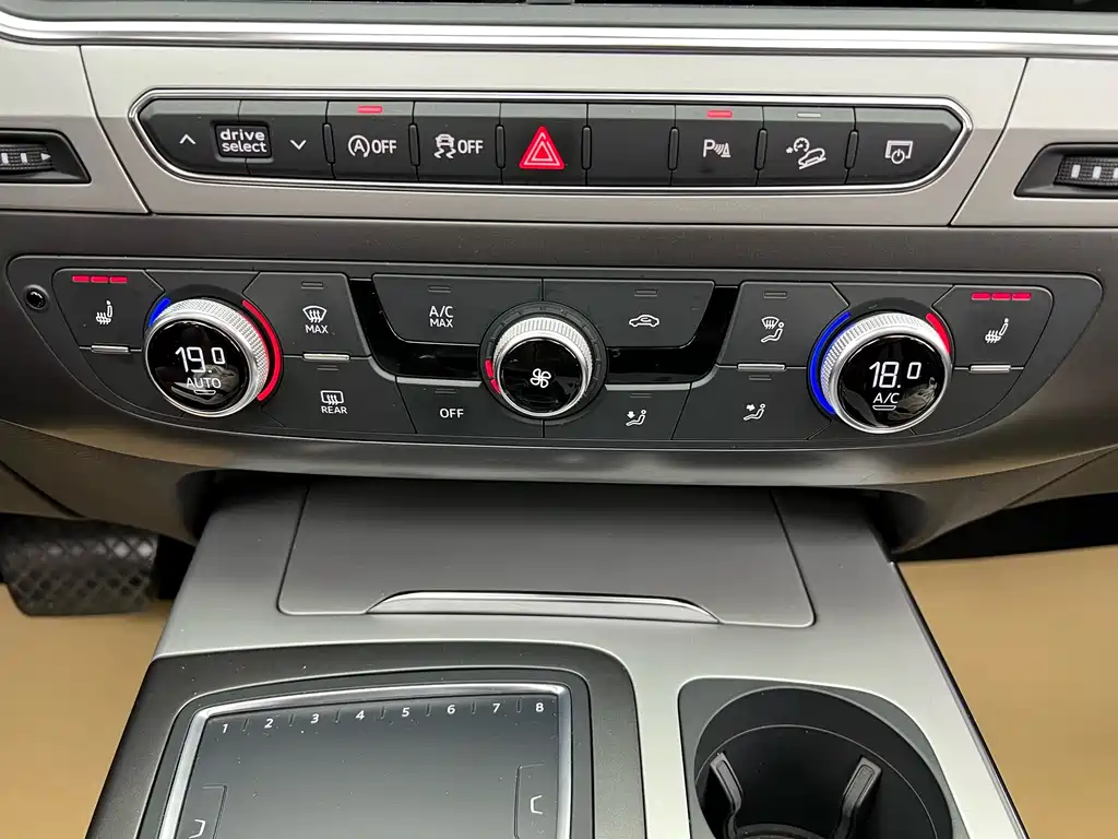 Audi Q7 2019 45 TFSI Comfort