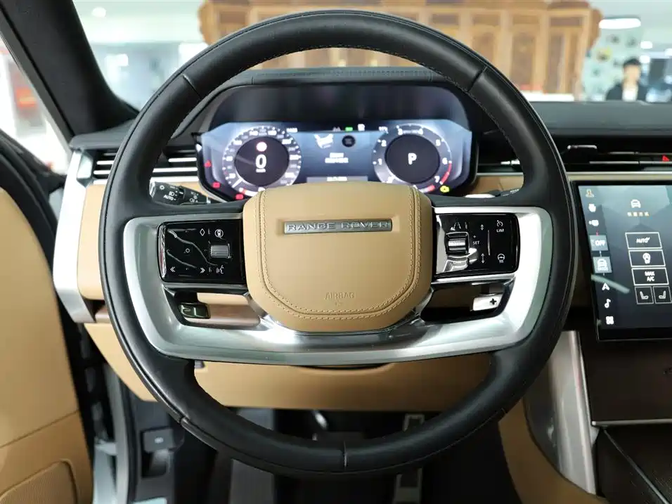 Range Rover 2024 3.0 L6 360PS Vogue