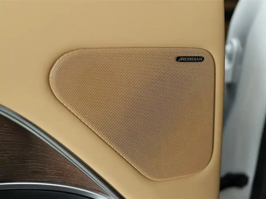 Range Rover 2024 3.0 L6 360PS Vogue