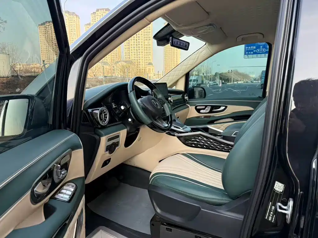Mercedes-Benz Vito 2021 2.0T Business Edition 7-Seater