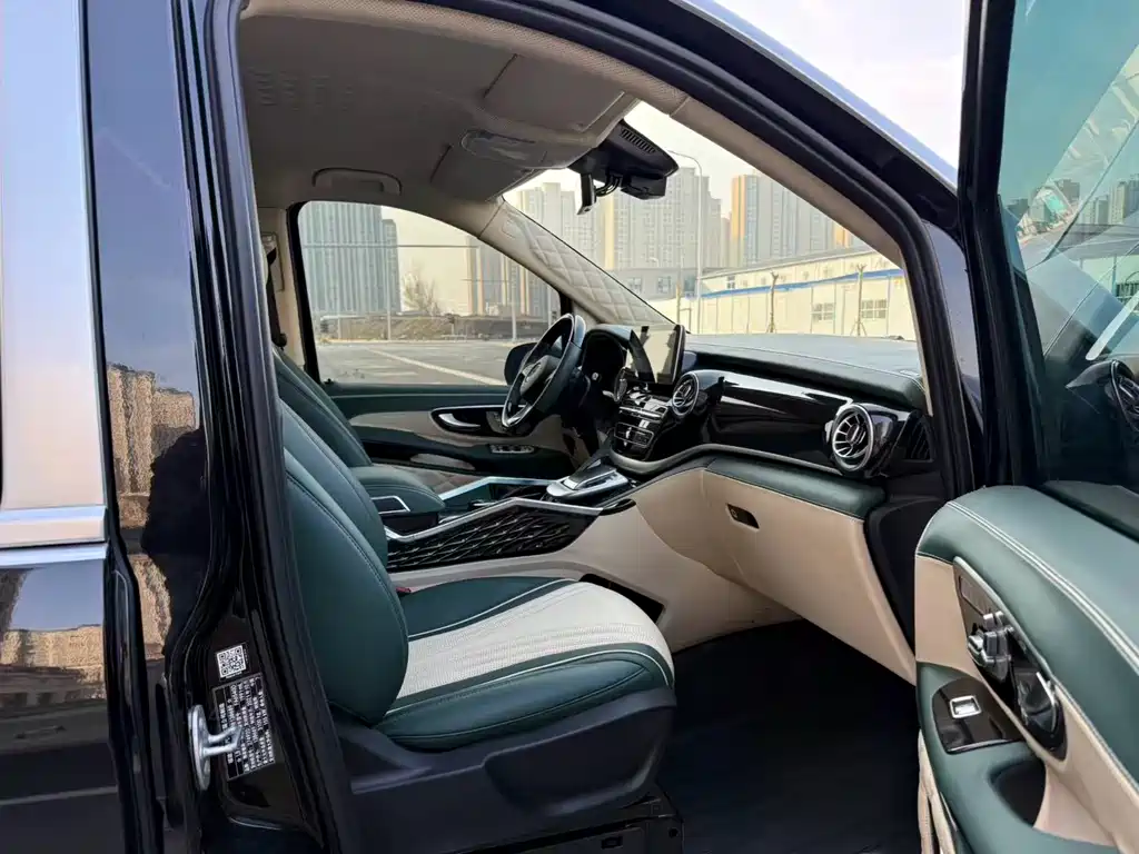 Mercedes-Benz Vito 2021 2.0T Business Edition 7-Seater