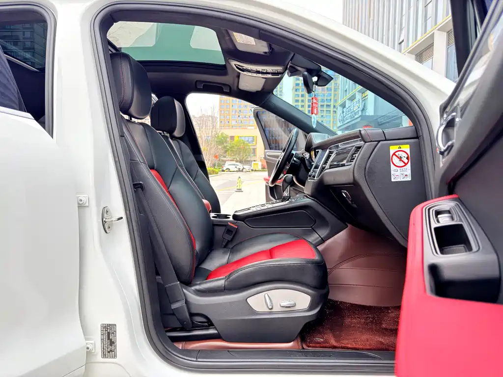 Macan 2.0T 2017 Model